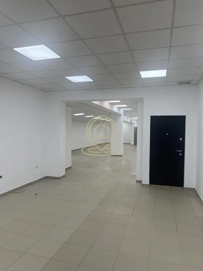 Rent, office space, 615m², Dušanovac, Voždovac Sve Podlokacije