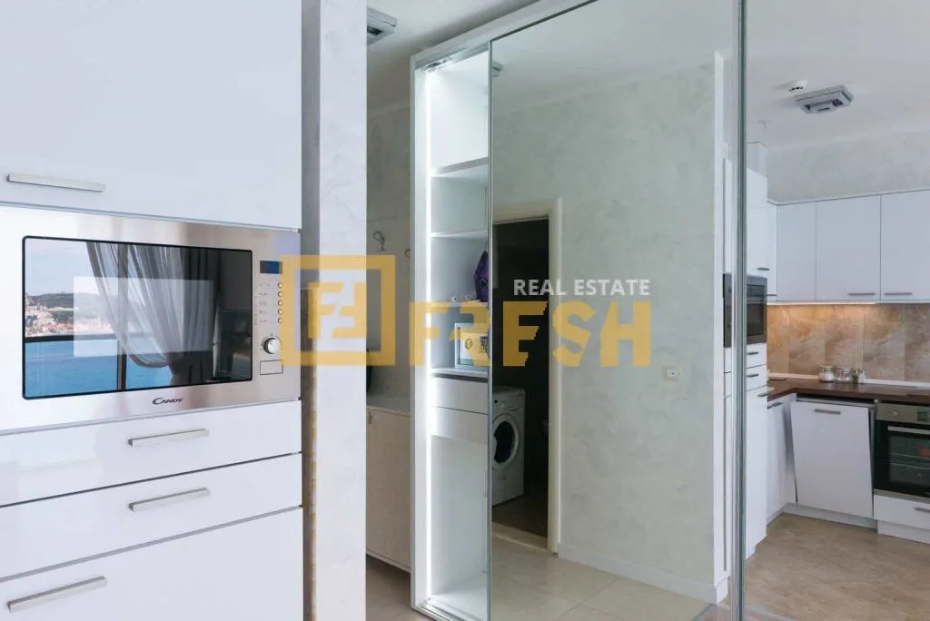 Rent, studio apartment, 29m², Budva, Crna Gora