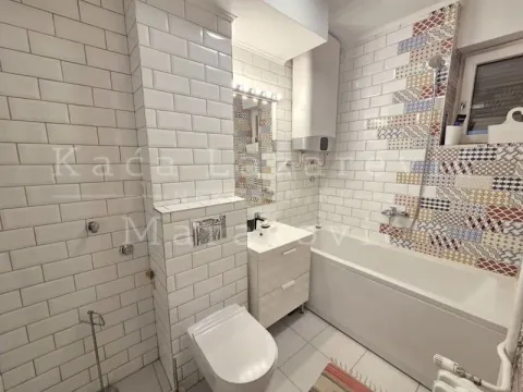 Izdavanje, četvorosoban stan, 99m², Gundulićev Venac, Beograd - image 19