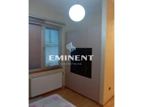 Izdavanje, trosoban stan, 98m², Savski Venac, Beograd - image 11