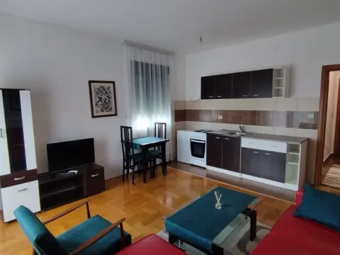 Izdavanje, garsonjera, 30m2, Momišići, Podgorica
