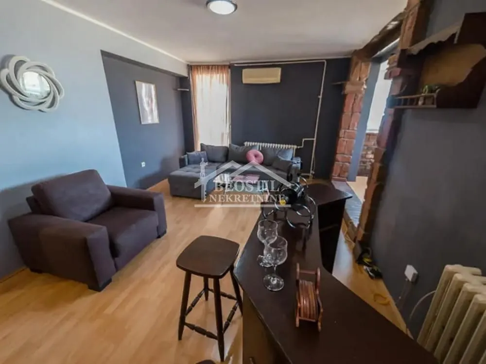 Prodaja, dvosoban stan, 52m², Centar, Smederevo