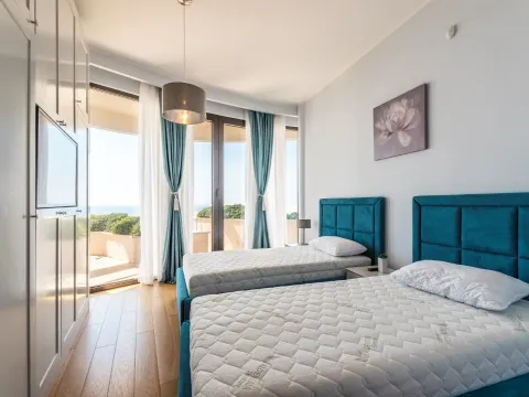 Sale, three bedroom apartment, 182m², Skočiđevojka, Budva - image 16