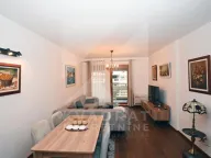 Izdavanje, dvosoban stan, 70m², Master Kvart, Podgorica - image 1