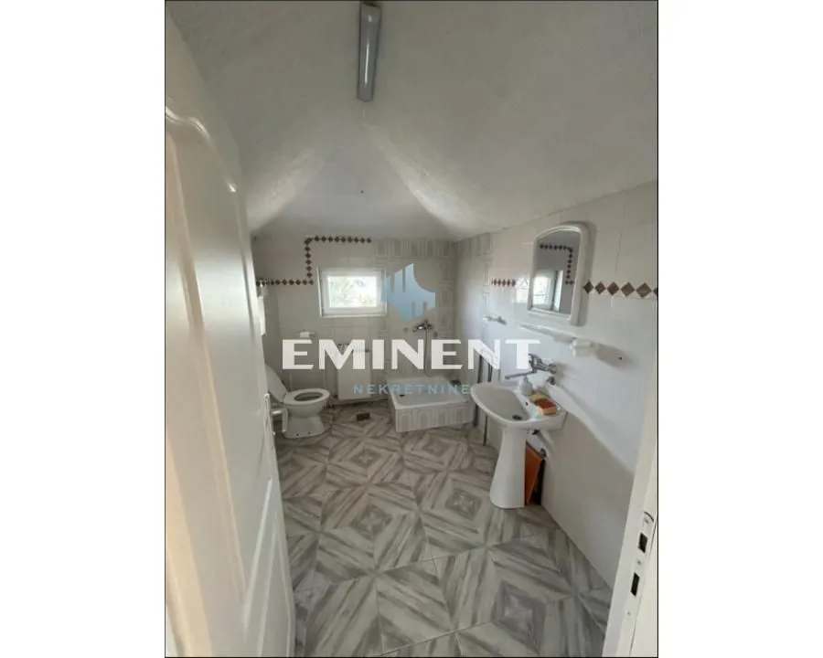 Rent, apartment, 176m², Autokomanda, Voždovac Sve Podlokacije