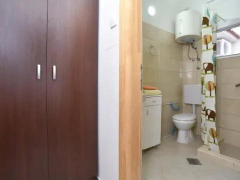 Prodaja, kuća, 179m², Petrovac, Budva - image 14