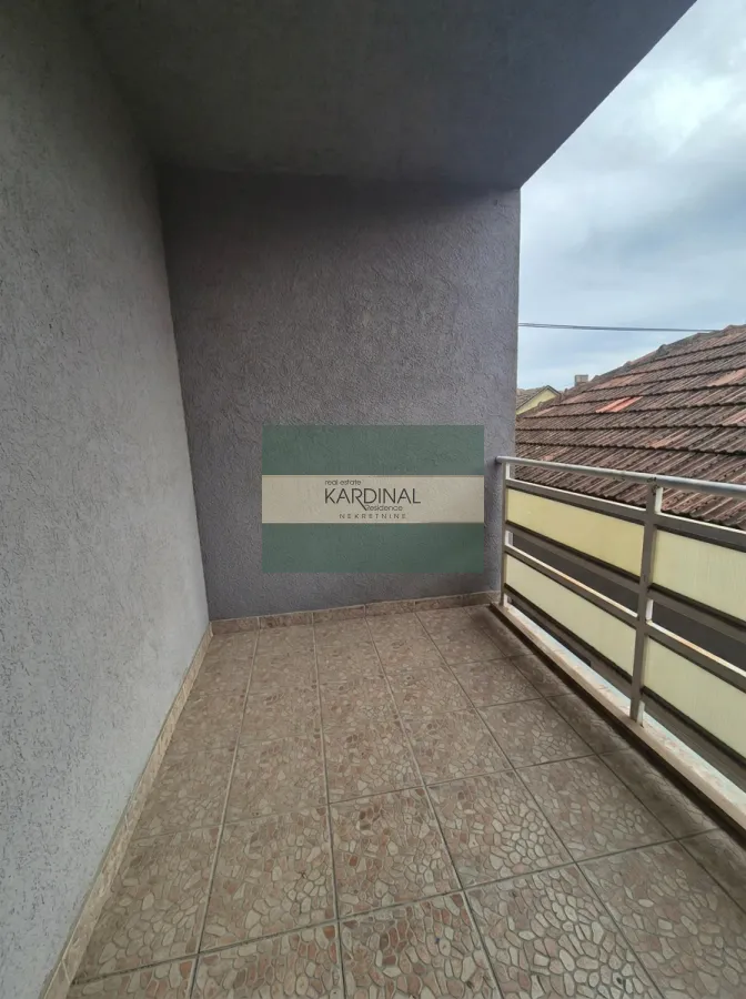 Izdavanje, jednosoban stan, 55m², Centar, Jagodina