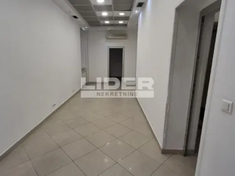 Izdavanje, poslovni prostor, 56m², Stari Grad, Beograd - image 3