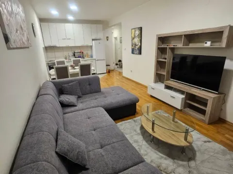 Stan in Đeram Pijaca