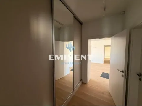 Izdavanje, stan, 151m², Stari Grad, Beograd - image 9