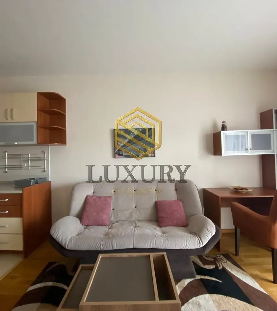 Rent, studio apartment, 30m², City Kvart, Podgorica