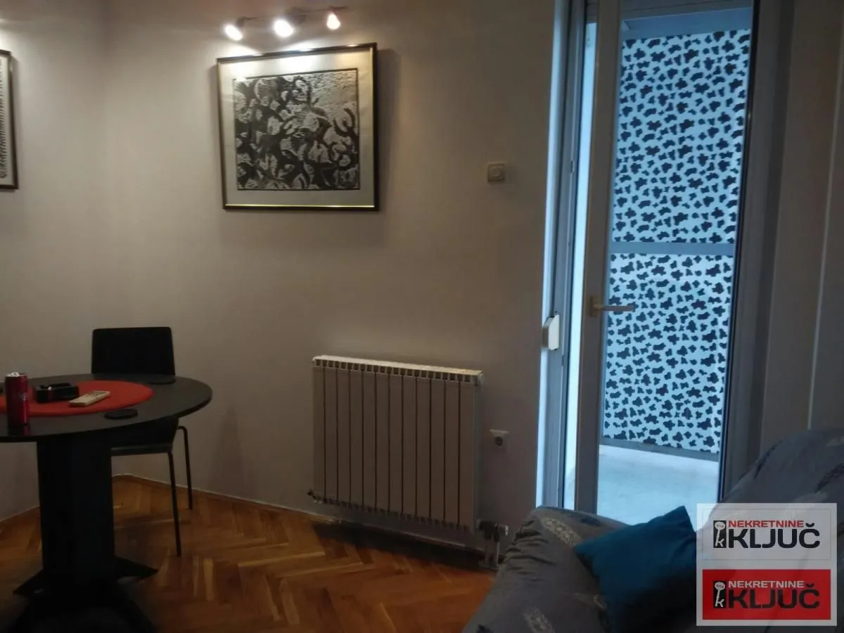 Prodaja, jednosoban stan, 41m², Bulevar Oslobodjenja, Novi Sad Sve Podlokacije