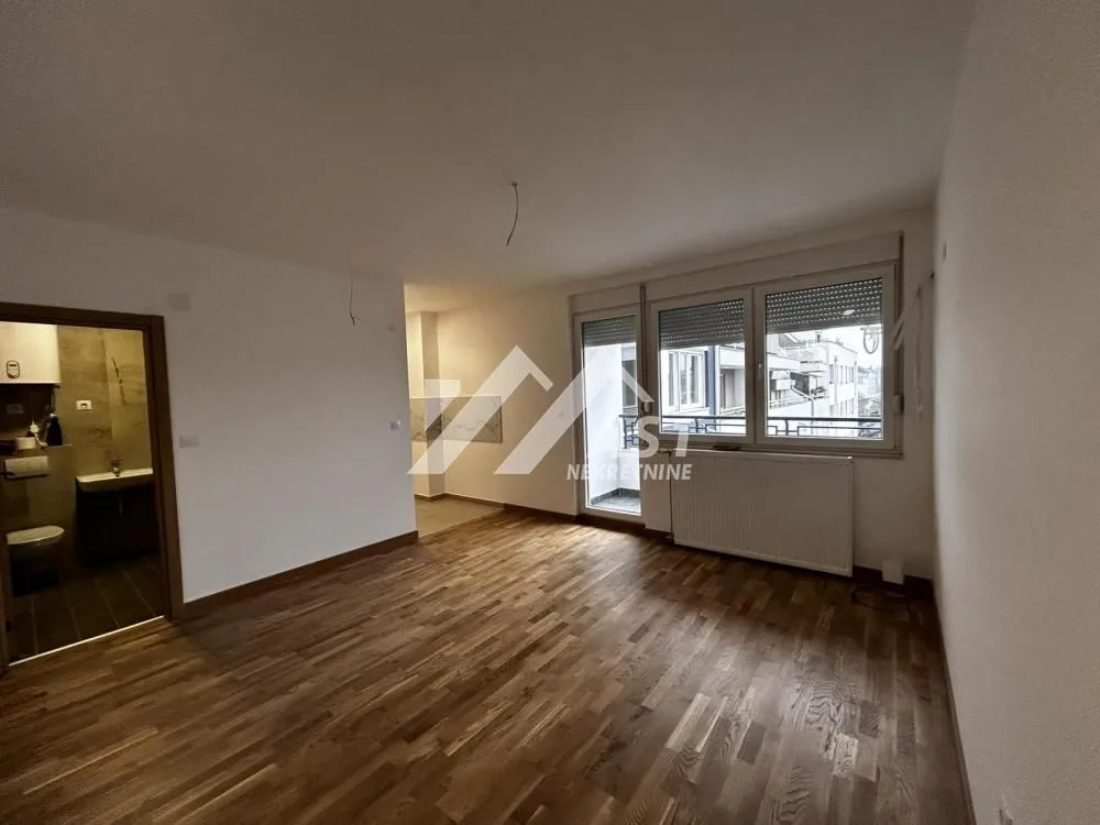 Prodaja, jednosoban stan, 32m², Stari Majur, Petrovaradin