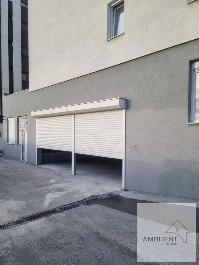 Rent, office space, 600m², Zvezdara Sve Podlokacije, Beograd