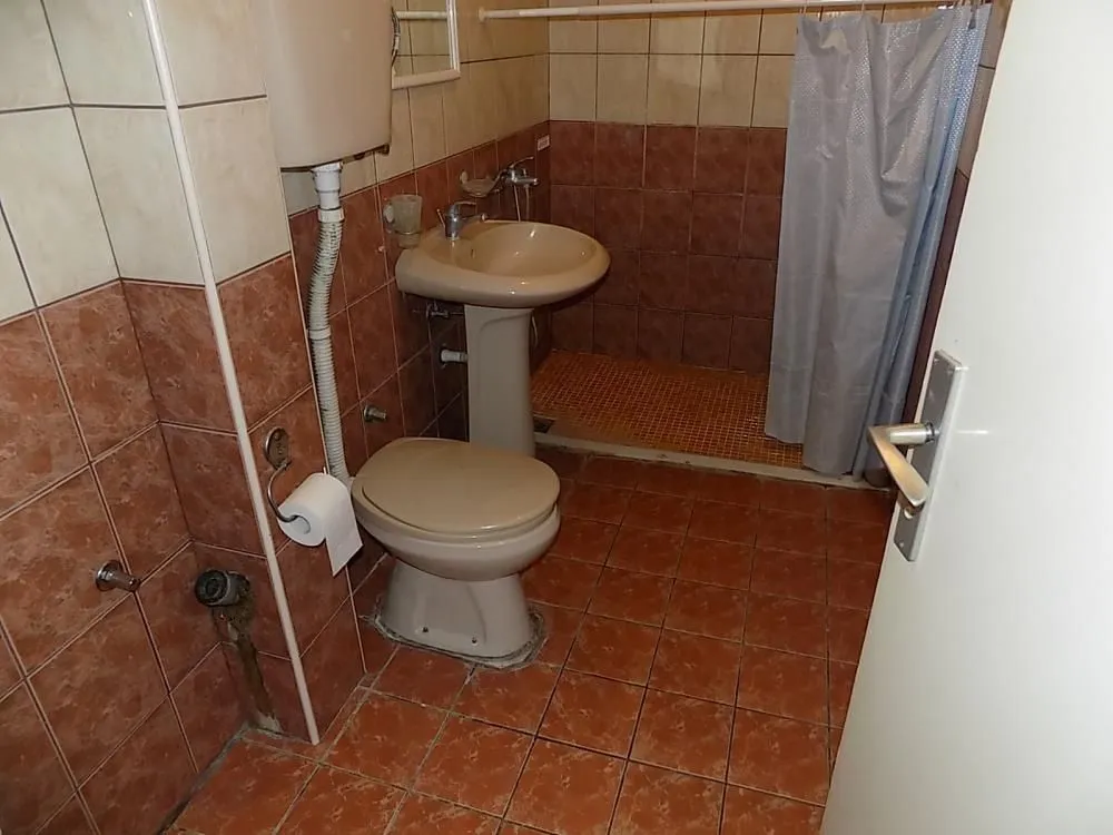 Prodaja, dvosoban stan, 62m², Paraćin, Srbija