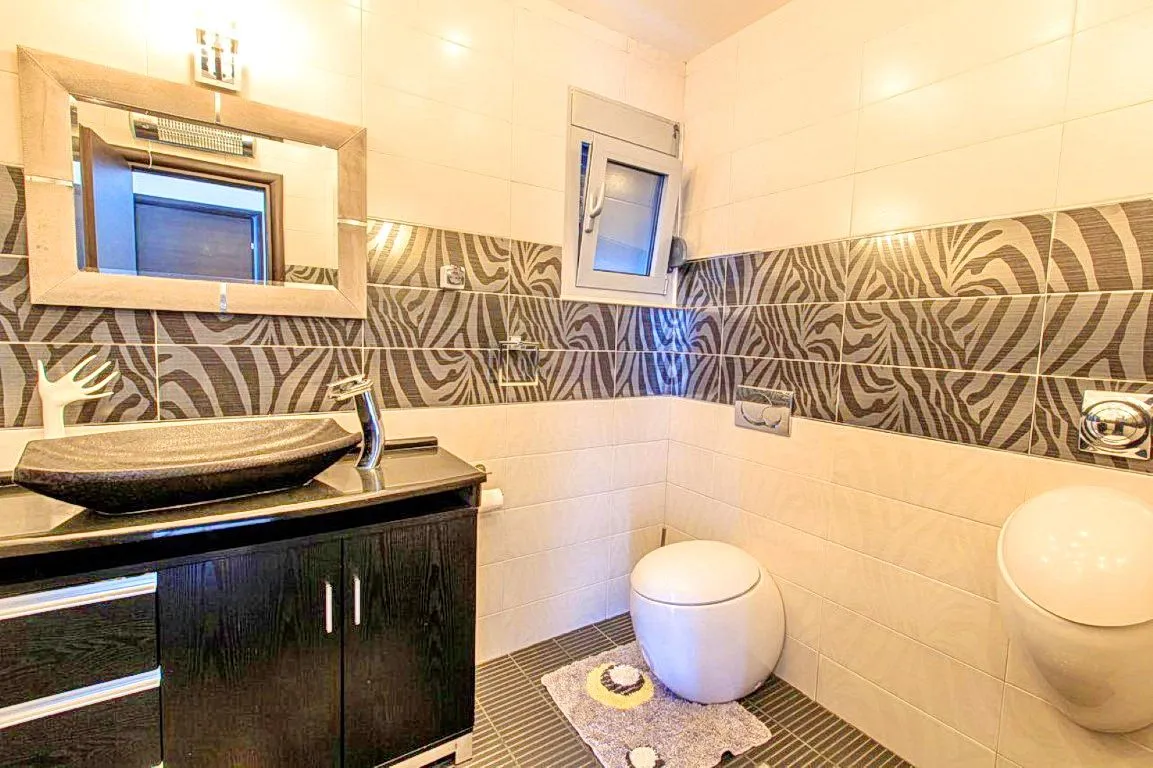 Sale, house, 300m², Budva, Crna Gora