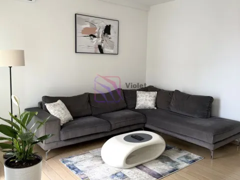 Prodaja, trosoban stan, 72m², City Kvart, Podgorica - image 1