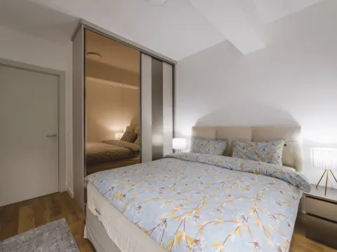 Rent, one bedroom apartment, 39m², Bečići, Budva - image 15