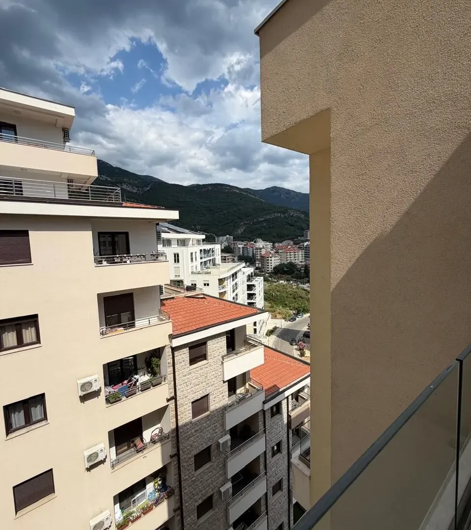 Sale, one bedroom apartment, 43m², Bečići, Budva