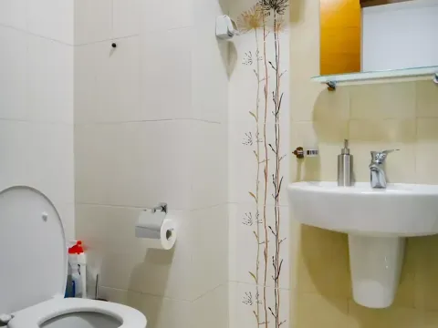 Sale, one bedroom apartment, 45m², Stari Aerodrom, Podgorica - image 9