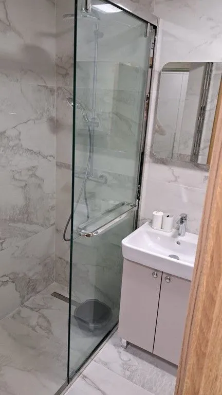 Izdavanje, jednosoban stan, 47m², New City, Podgorica
