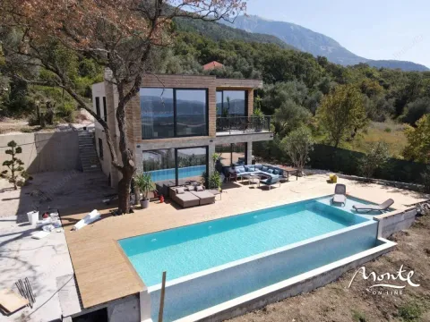 Prodaja, kuća, 180m², Tivat, Crna Gora - image 8