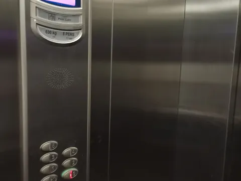 Sale, two bedroom apartment, 49m², Novi Beograd Blok 61, Novi Beograd Sve Podlokacije - image 16