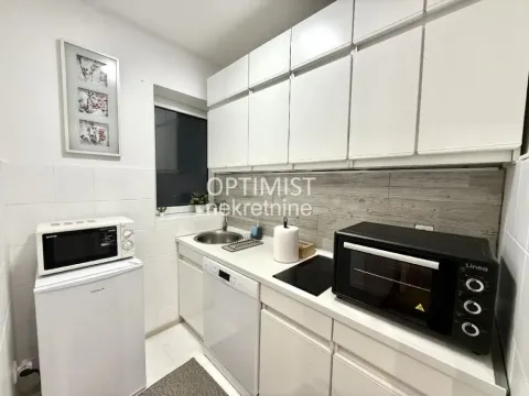 Rent, two bedroom apartment, 45m², Stari Grad, Beograd - image 5