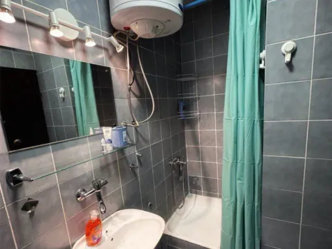 Izdavanje, garsonjera, 33m², Centar, Bar - image 8