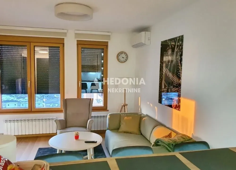 Rent, two bedroom apartment, 42m², Novi Beograd Blok 65, Novi Beograd Sve Podlokacije