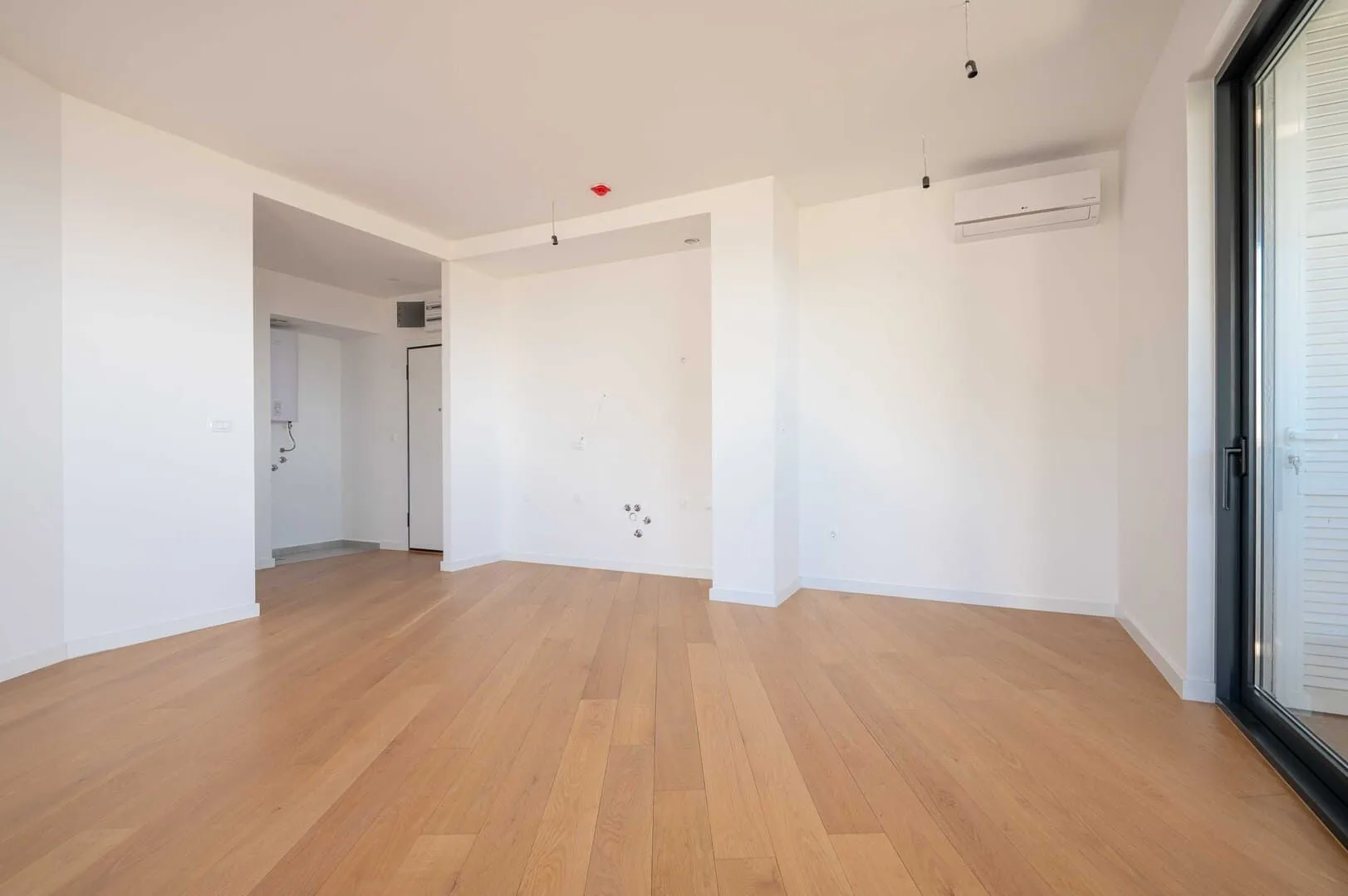 Sale, one bedroom apartment, 69m², Bečići, Budva