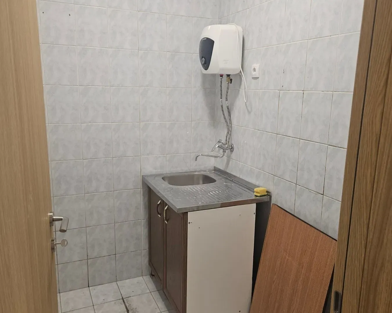 Sale, office space, 191m², Ljubović, Podgorica