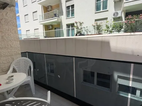 Sale, two bedroom apartment, 61m², Bečići, Budva - image 9