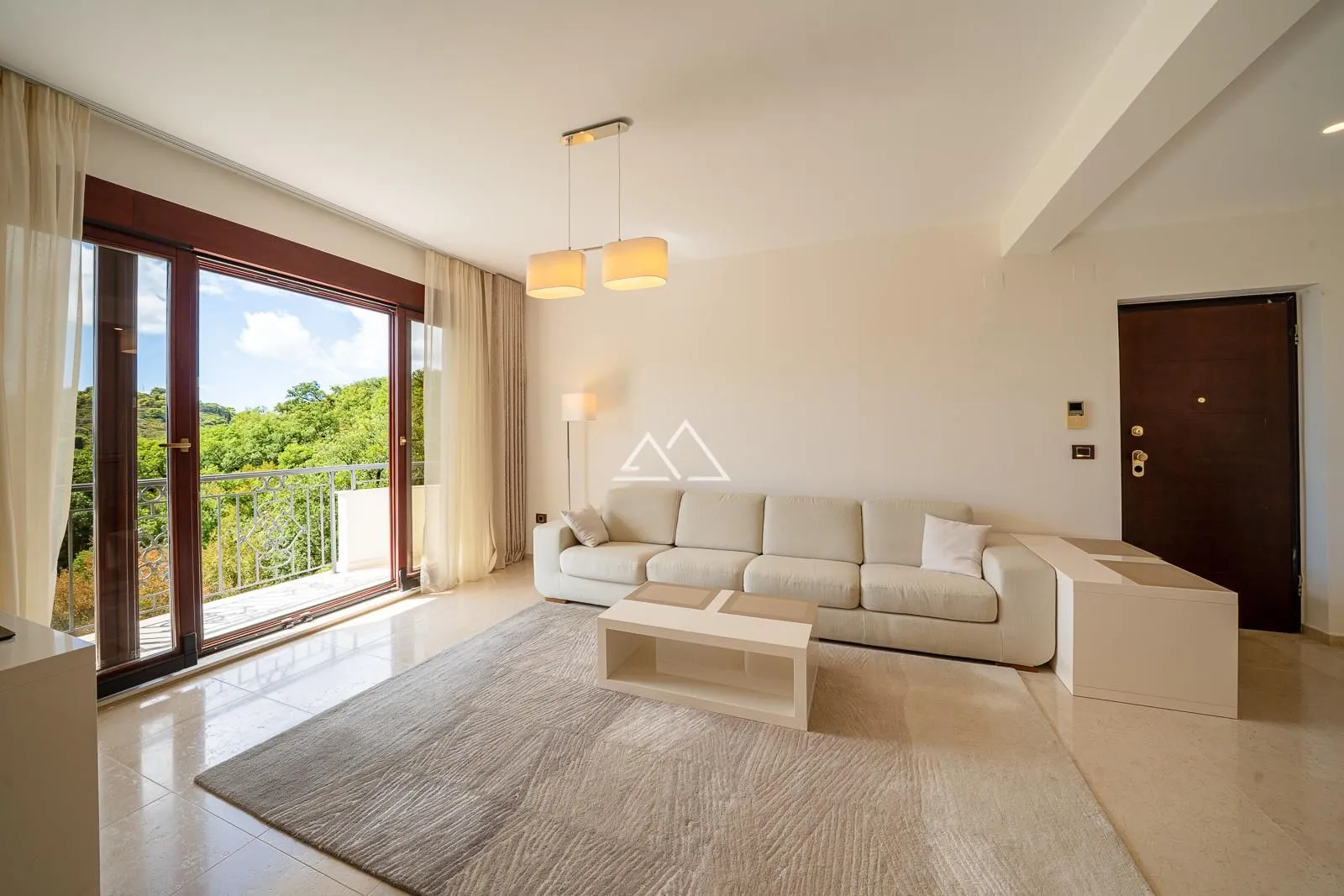 Sale, two bedroom apartment, 86m², Petrovac, Budva