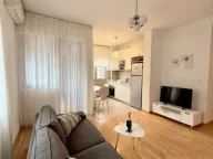Izdavanje, dvosoban stan, 70m², Centar, Budva - image 3