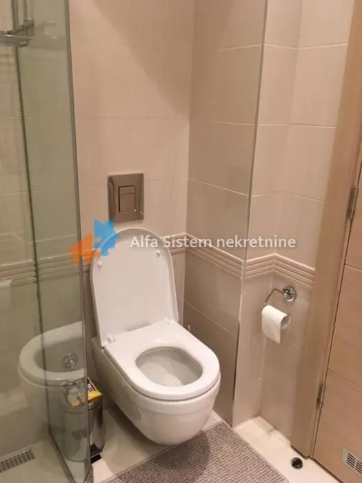 Rent, three bedroom apartment, 90m², Stari Grad, Beograd