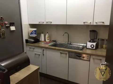 Izdavanje, trosoban stan, 100m², Crveni Krst, Beograd - image 6