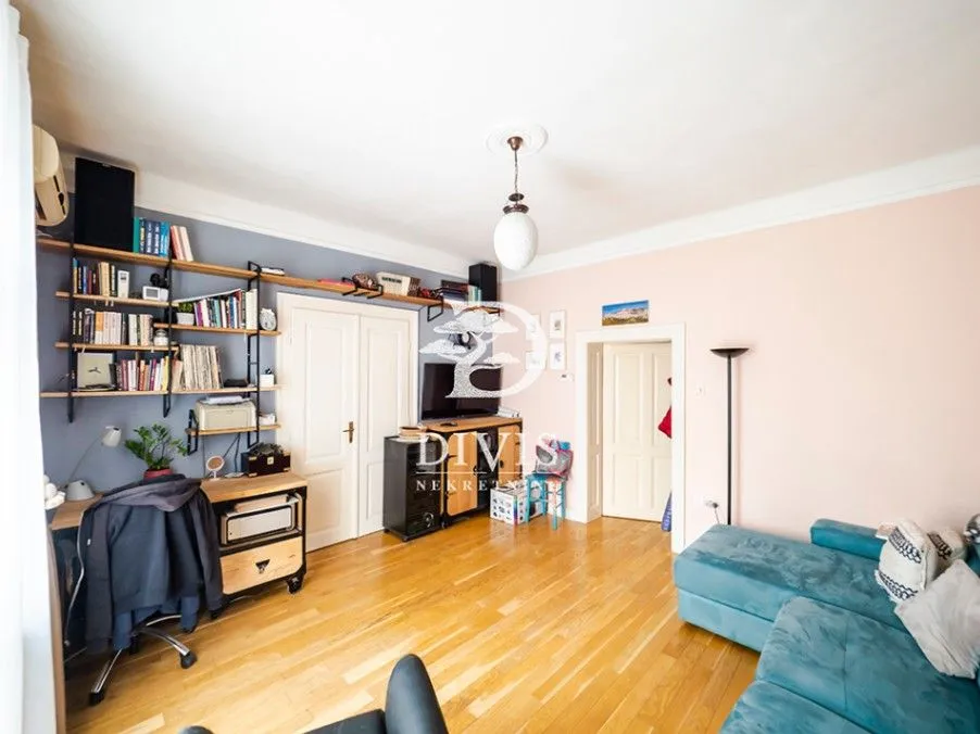 Sale, two bedroom apartment, 58m², Neimar, Vračar Sve Podlokacije