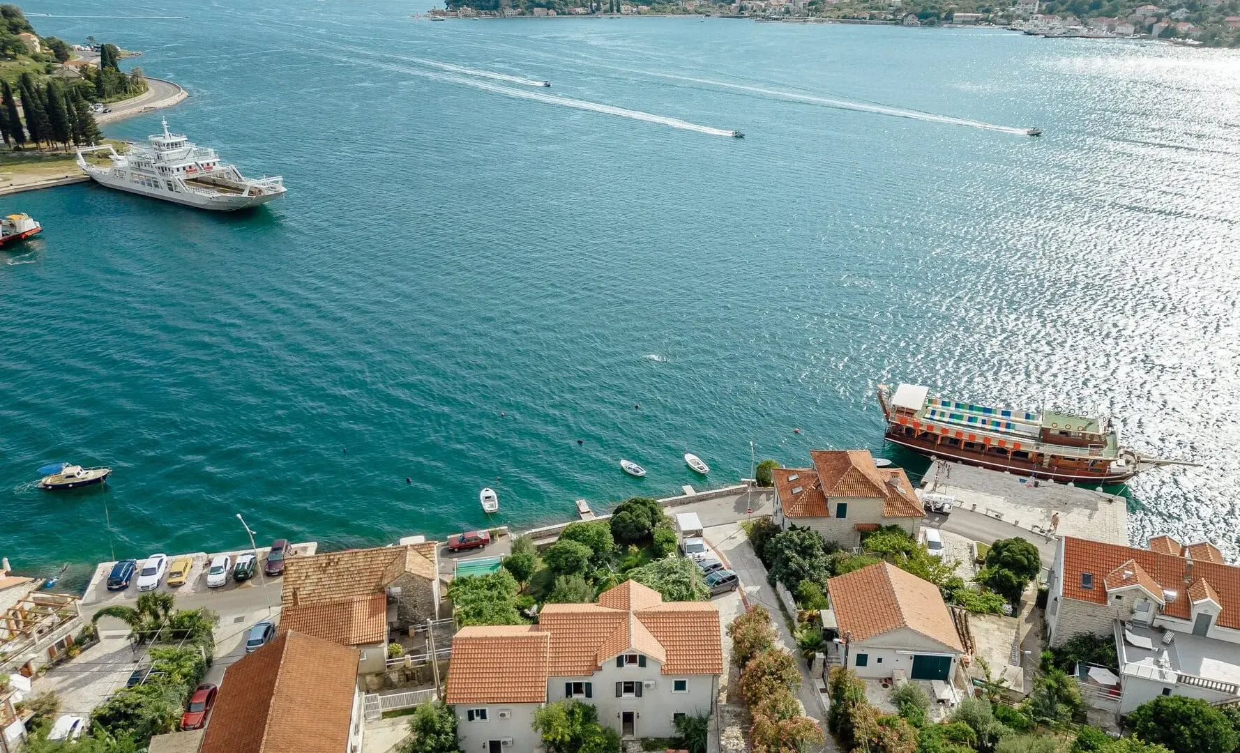 Prodaja, kuća, 291m², Lepetani, Tivat