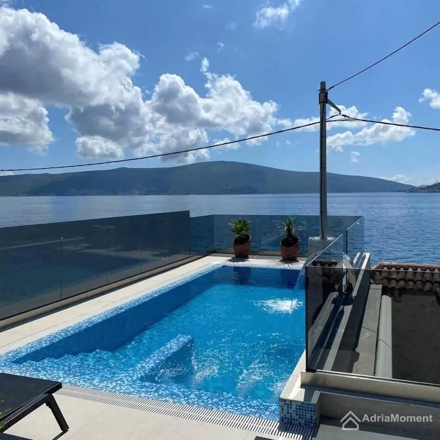 Prodaja, trosoban stan, 140m², Donja Lastva, Tivat