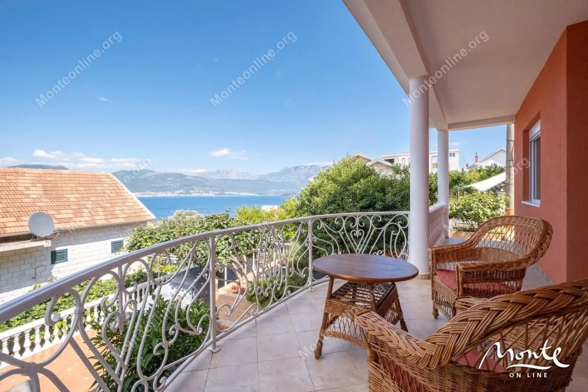 Prodaja, kuća, 89m², Krašići, Tivat