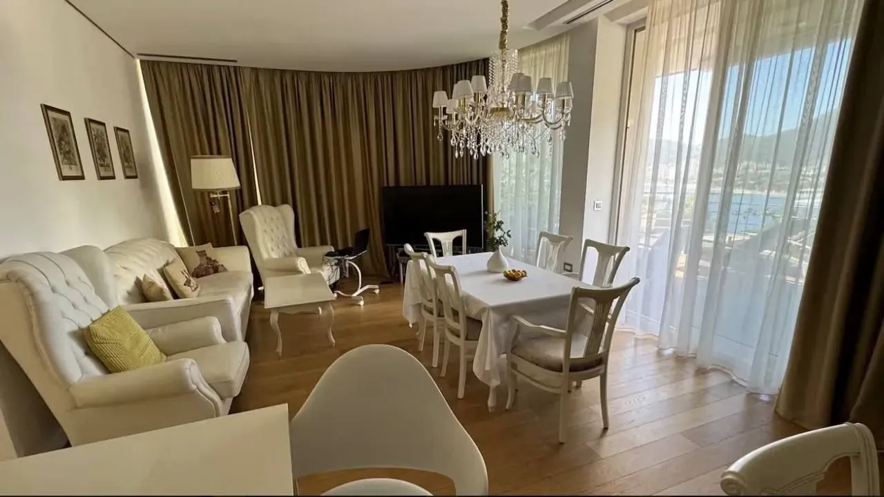 Prodaja, dvosoban stan, 141m², Dukley Gardens, Budva