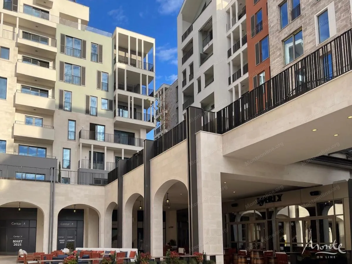 Prodaja, dvosoban stan, 90m², Porto Montenegro, Tivat