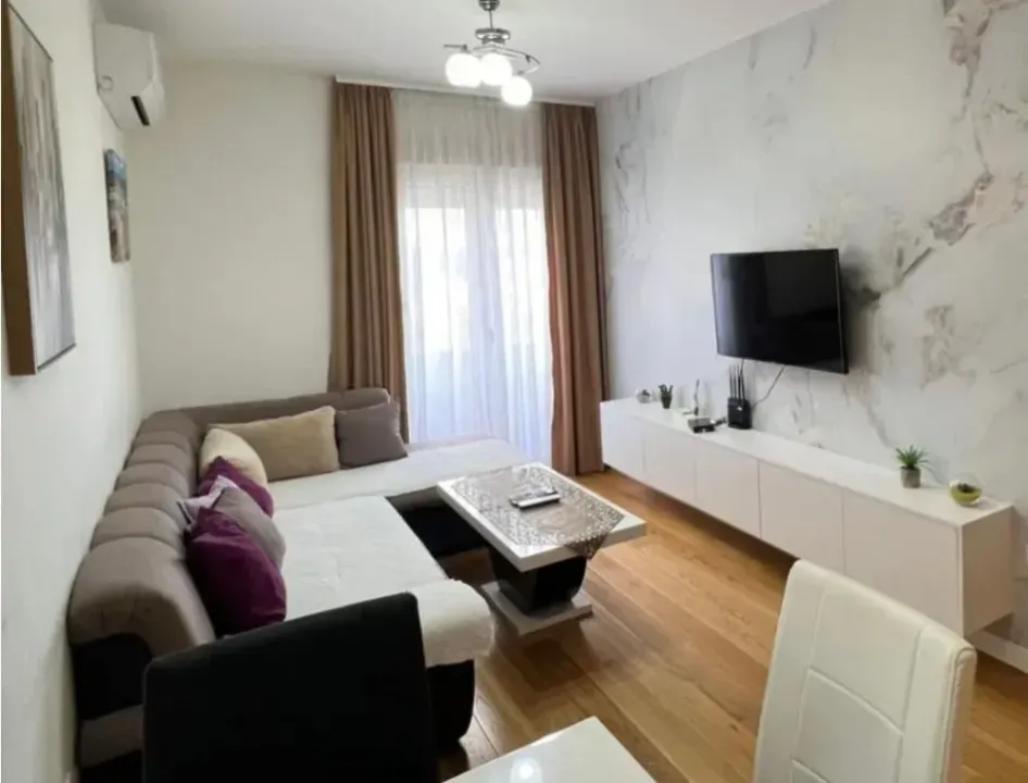 Rent, one bedroom apartment, 40m², Central Point, Podgorica