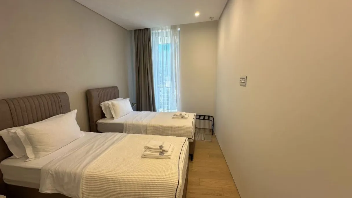 Sale, three bedroom apartment, 198m², Dukley Gardens, Budva