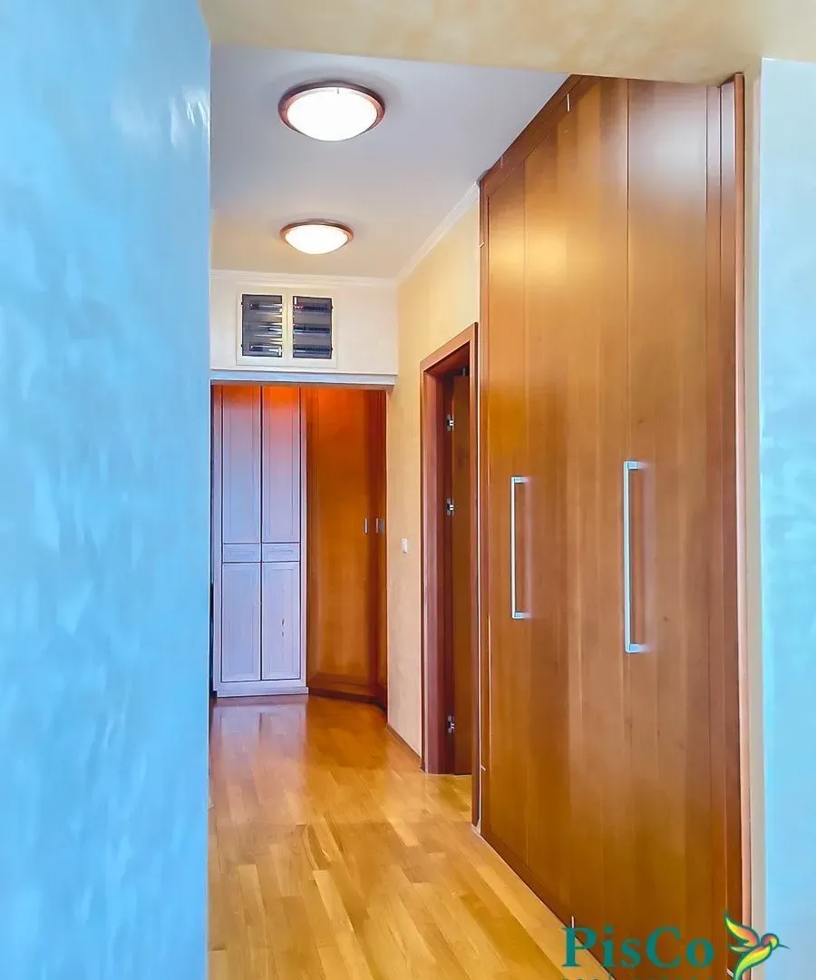 Rent, two bedroom apartment, 100m², Centar, Podgorica