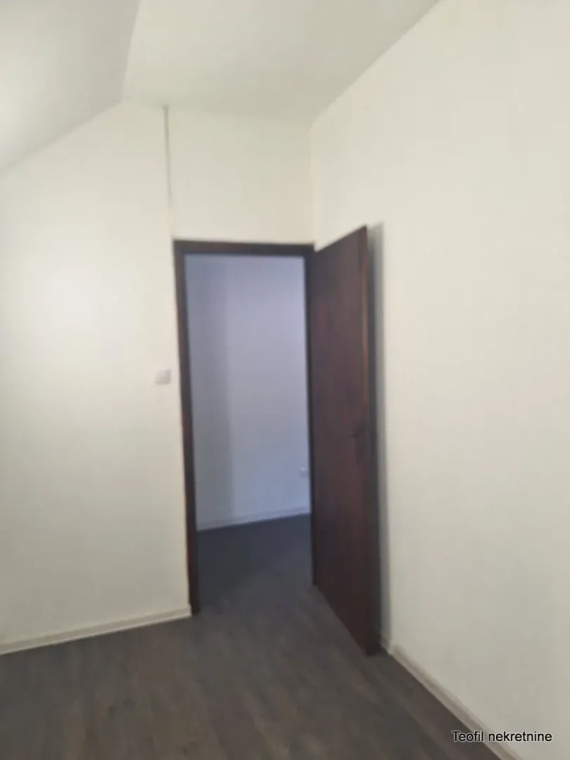 Rent, office space, 38m², Zemun Sve Podlokacije, Beograd