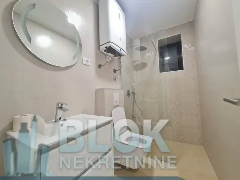 Izdavanje, kuća, 37m², Preko Morače, Podgorica - image 4