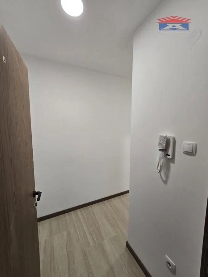 Izdavanje, garsonjera, 33m², Železnička Stanica, Novi Sad Sve Podlokacije