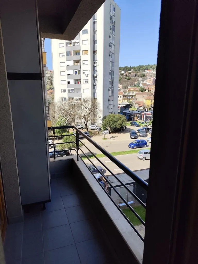 Rent, one bedroom apartment, 40m², Preko Morače, Podgorica